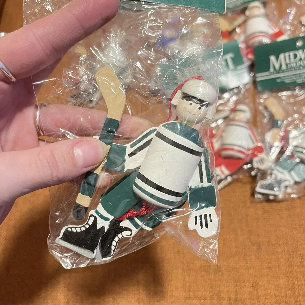 Vintage Hockey Christmas Ornament‎ Midwest Importers Of Cannon Falls Brand New